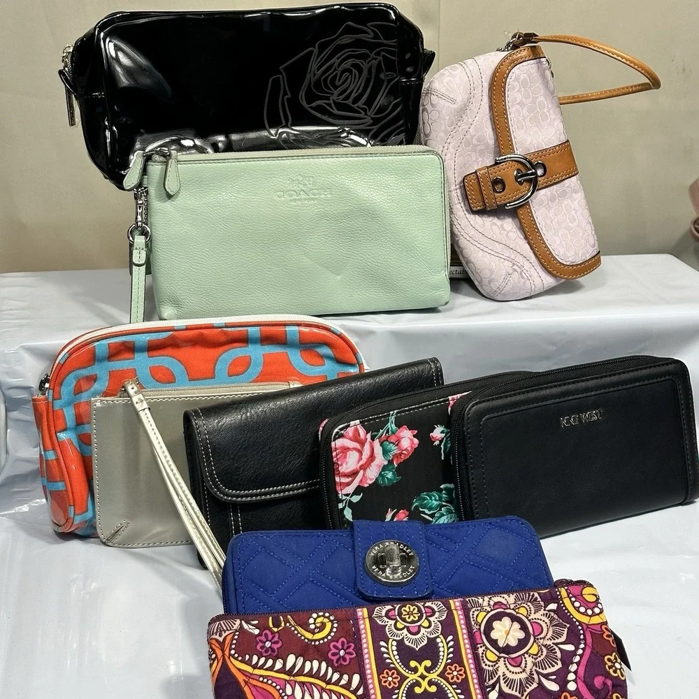 Wallet Lot Of 10 Bulk Reseller Vera Bradley, Lancôme Relic Nine West Coin - Picture 8 of 8